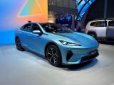 成都車展：深藍(lán)L07車型迎來首發(fā)亮相